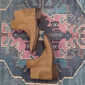 Zara suede ankle boots